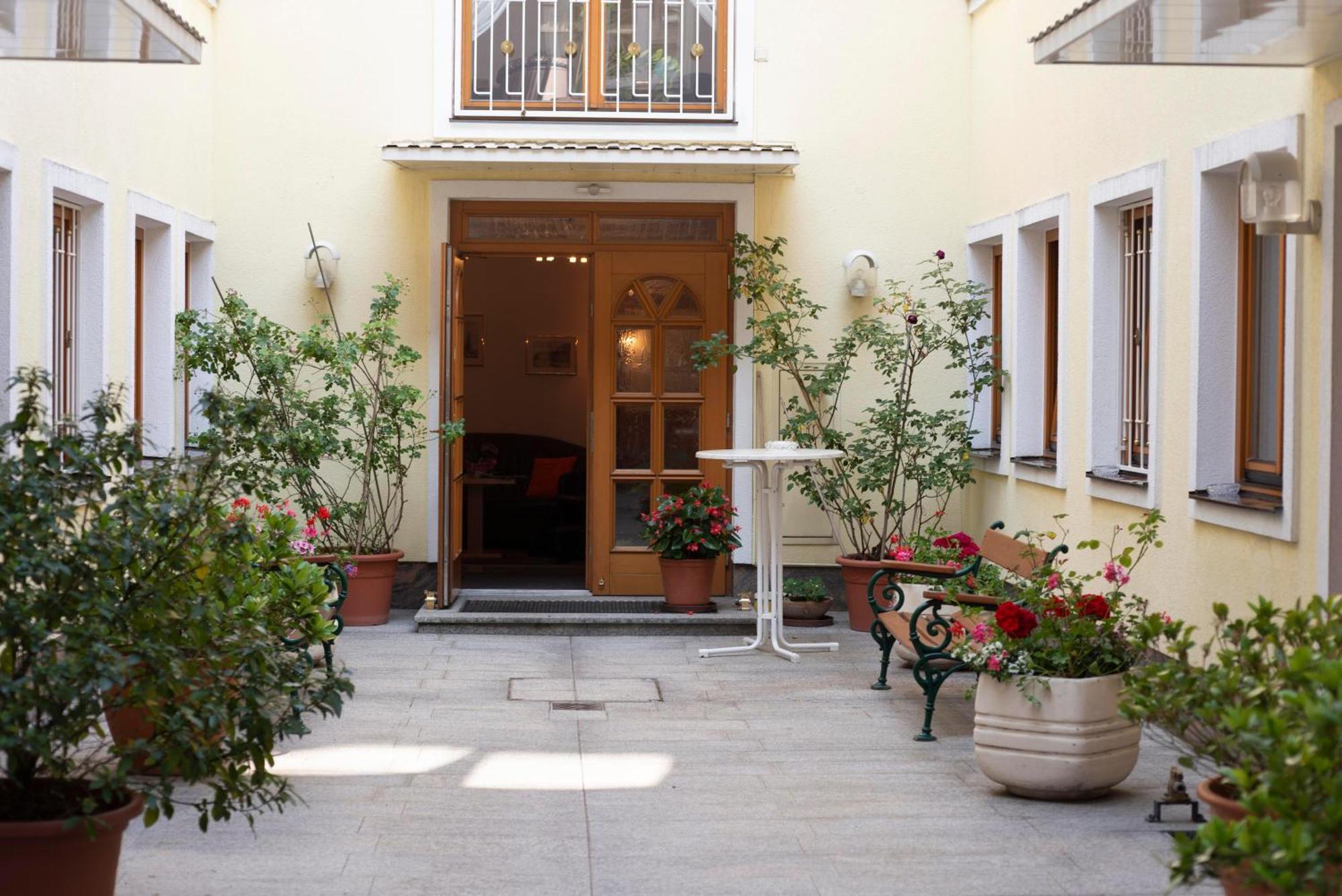 Fleger Appartements Vienna Exterior photo